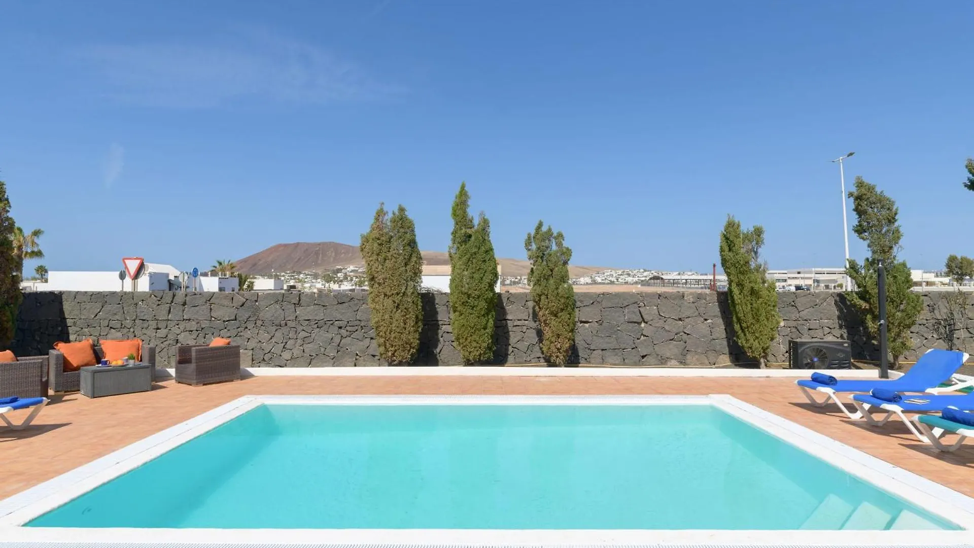 Vila Vista De La Montana Playa Blanca  0*, Playa Blanca (Lanzarote)